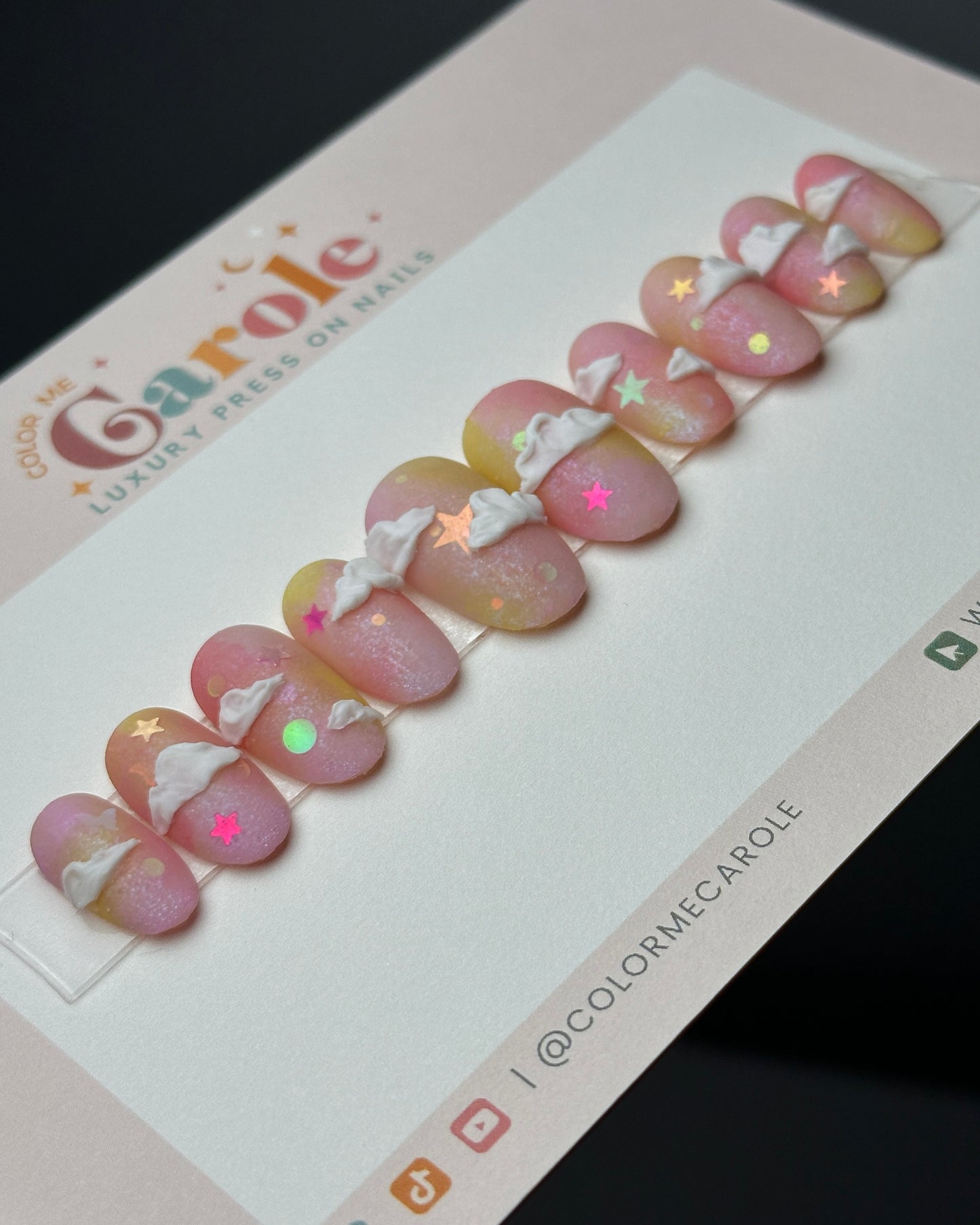 On Cloud 9 - Press On Nails