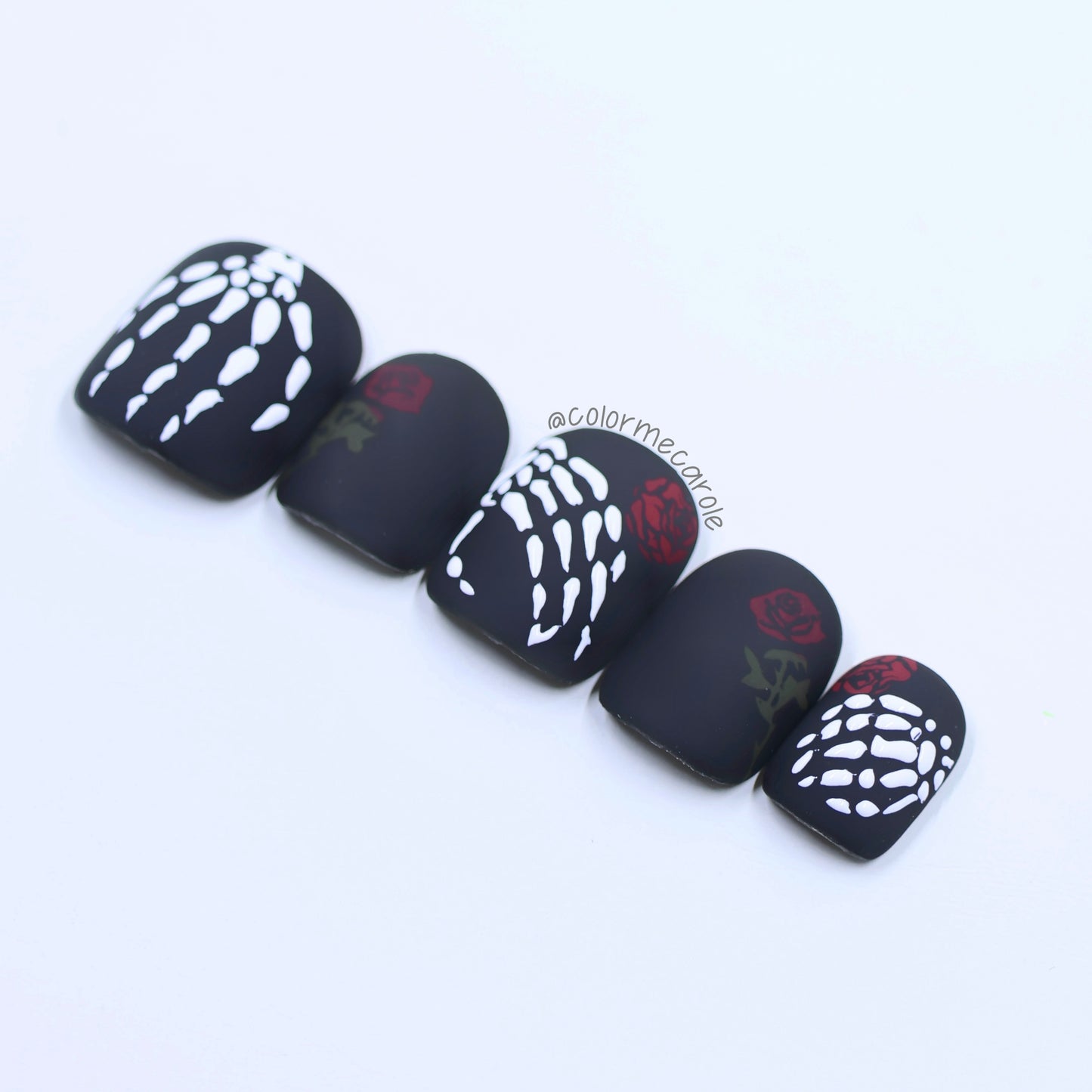 Roses & Remains • Press On Nails