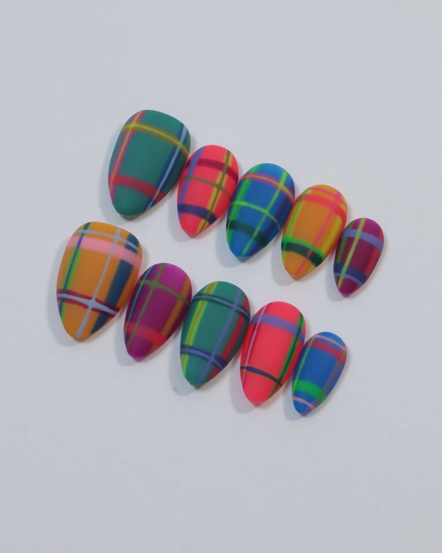 Plaid To Meet You - Press On Nails