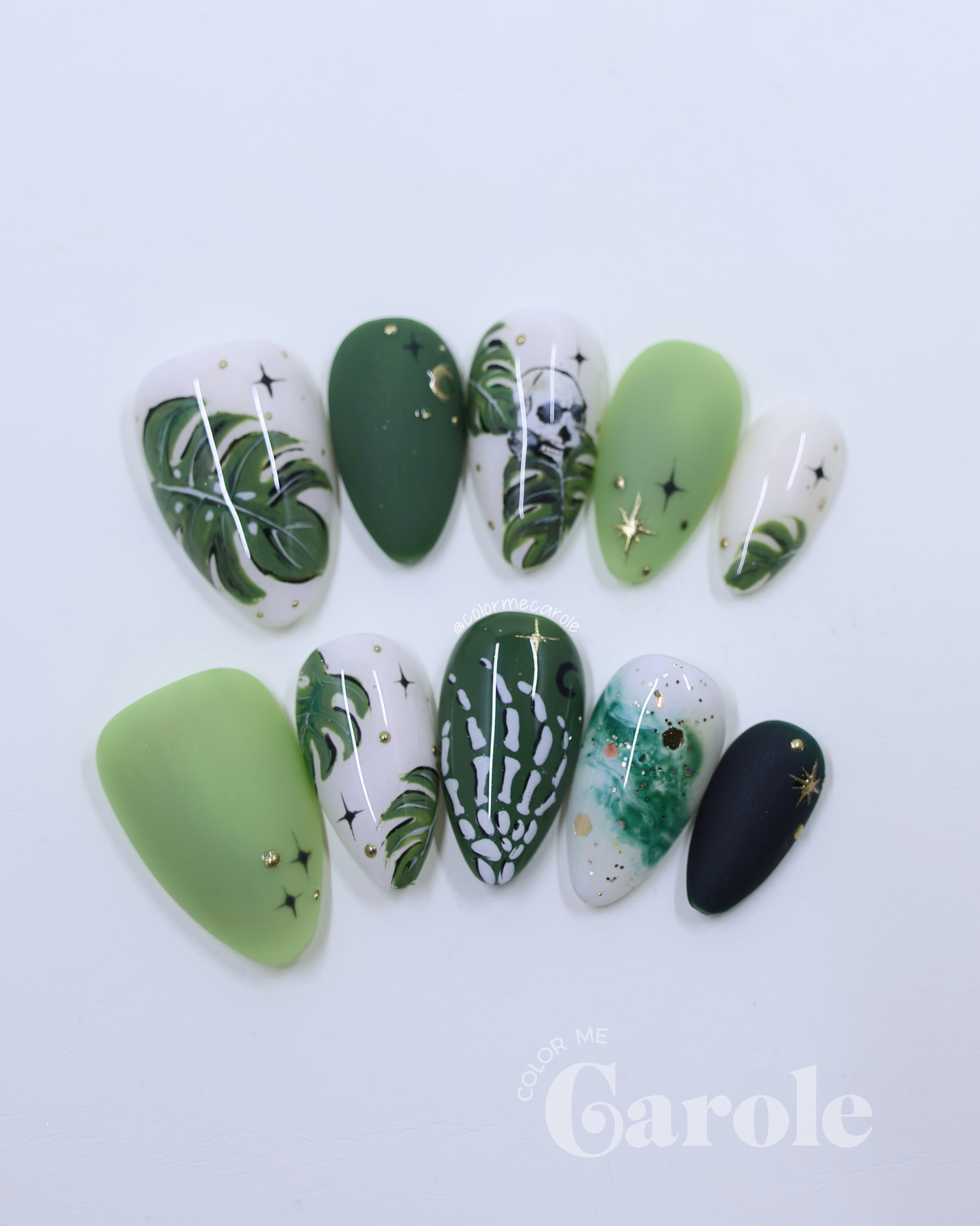 Monstera Mash • Press On Nails