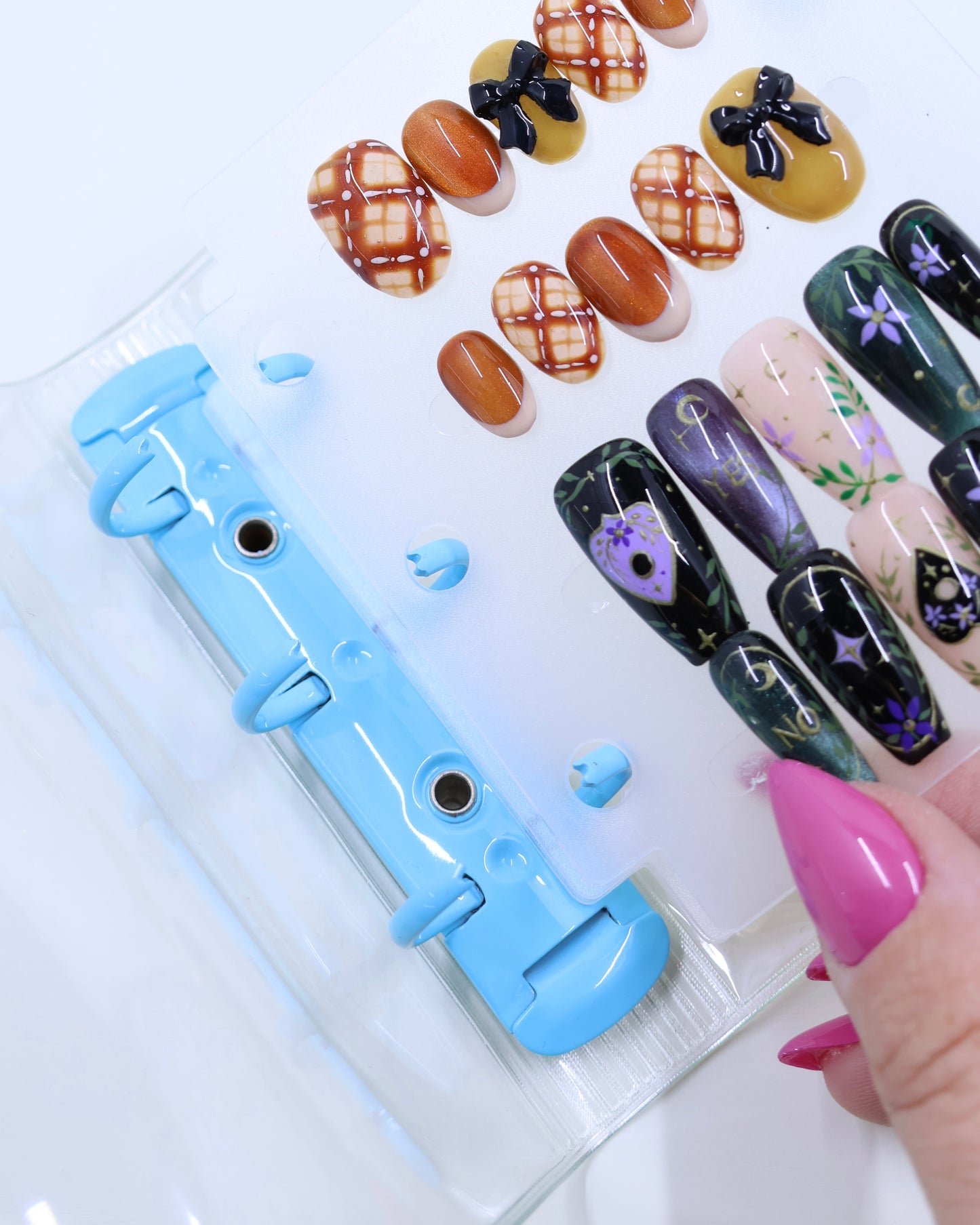 Mini Mani Book