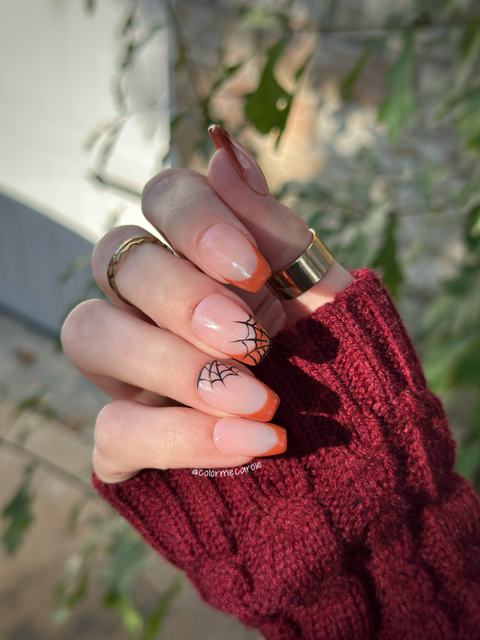 Trick or Chic - Press On Nails