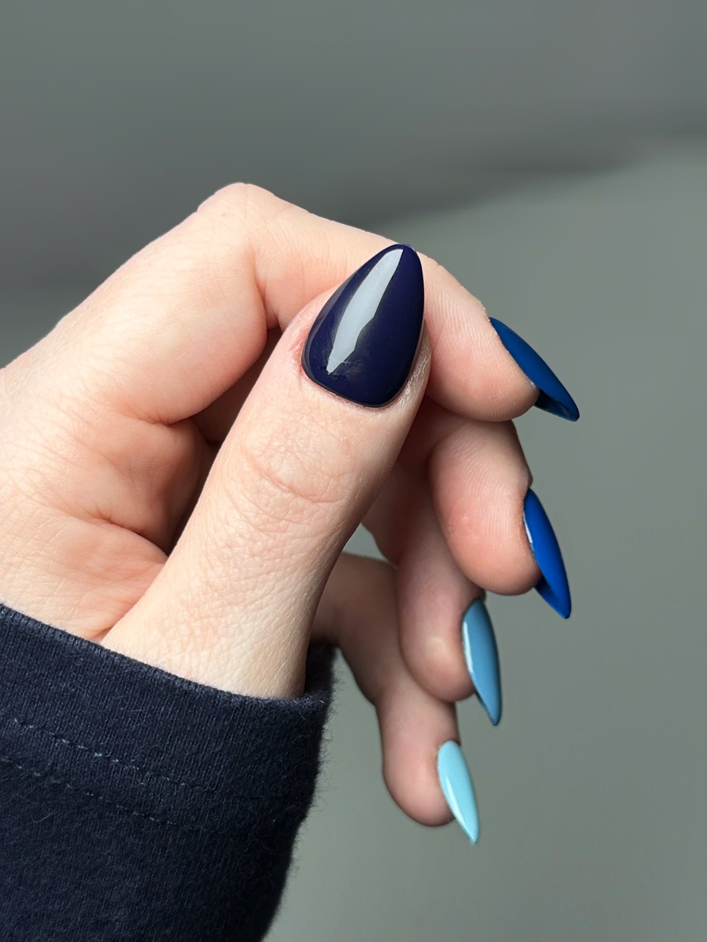 Shades of Blue - Press On Nails