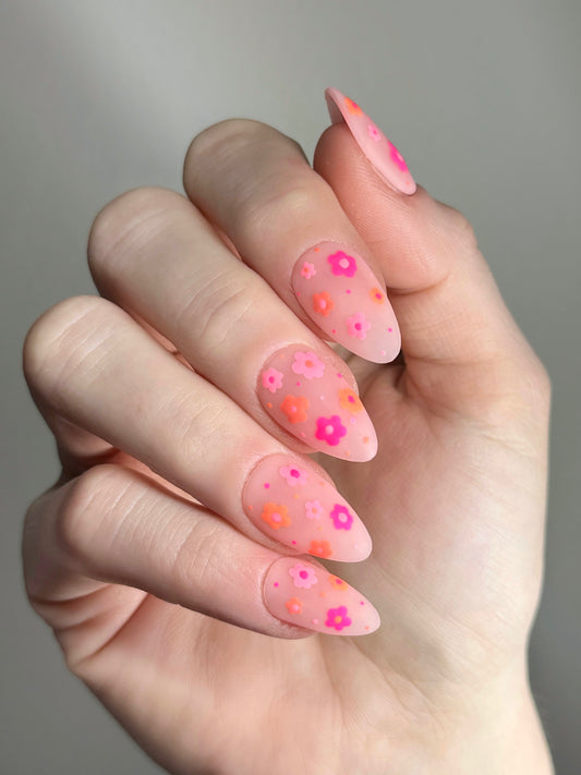 Flower Power - Press On Nails