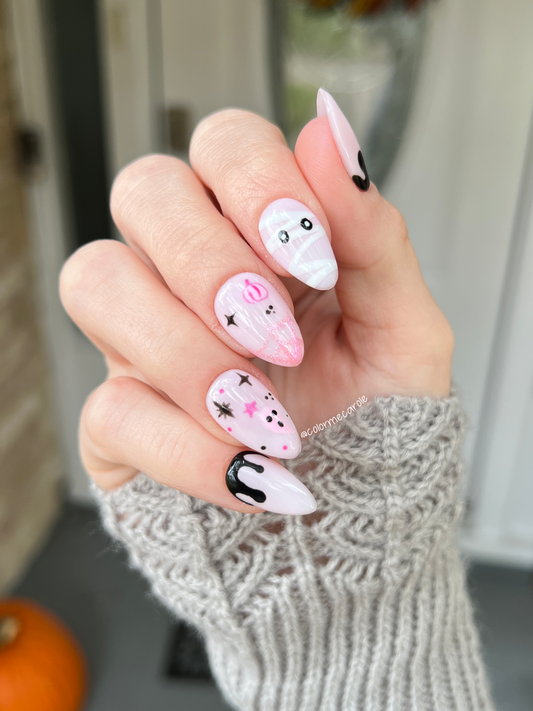 Too Cute to Spook - Press On Nails