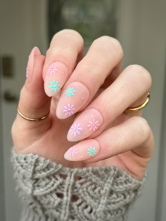 Hello Spring - Press On Nails